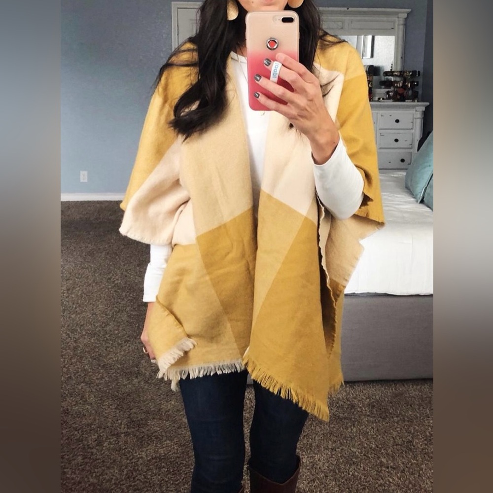 - Universal threads fall poncho one size fits all